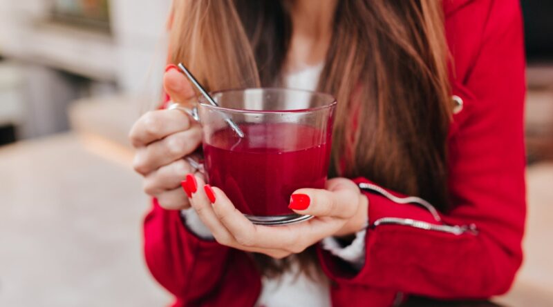 El ‘oro rojo’ para la salud de su cerebro y concentración: este jugo mejora la presión sanguínea en la cabeza El ‘oro rojo’ para la salud de su cerebro y concentración: este jugo mejora la presión sanguínea en la cabeza