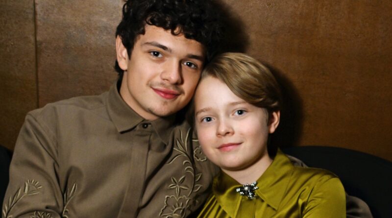 ¿Sabías que eran hermanos? La historia detrás de la dupla que se roba todas las miradas en la película más elogiada del momento ¿Sabías que eran hermanos? La historia detrás de la dupla que se roba todas las miradas en la película más elogiada del momento